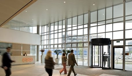 Manual Revolving Doors with Security Features Manual Revolving Doors with Security Features